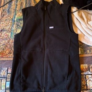 Fig’s Black Fleece Vest
